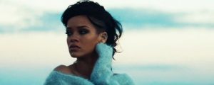 Rihanna-In-Her-Music-Video-Diamonds-and-Held-Her-Cotton-Dress-And-Shawl-Cardigan-02